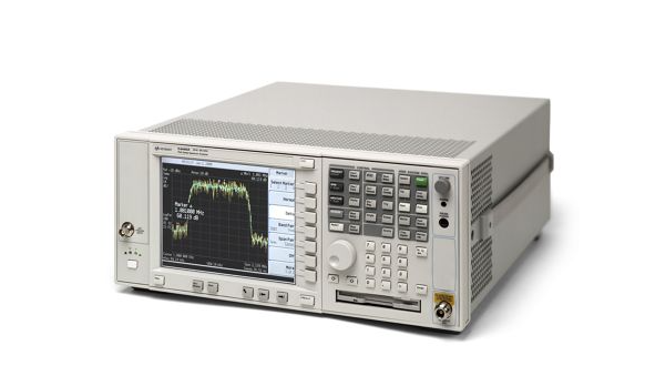 Keysight E4440A 115 512 1DS AYZ H70 PSA Spectrum Analyzer (3 Hz to 26.5 GHz)